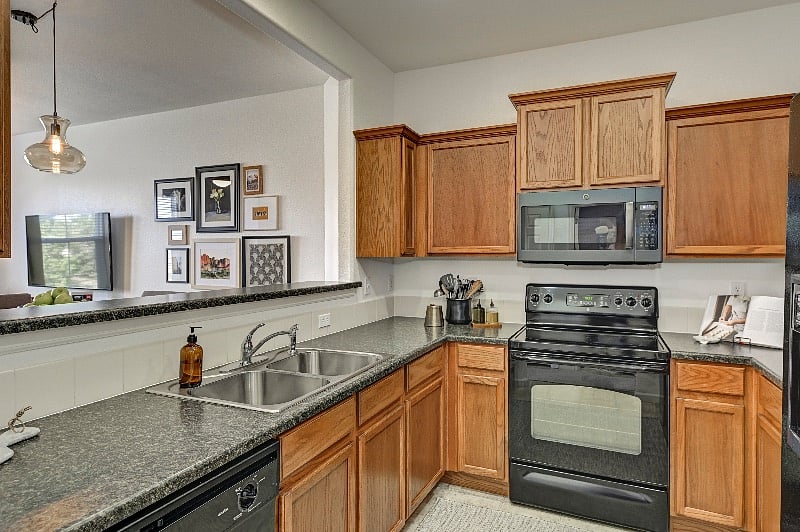 Furnished Finder property 421179_1 photo 3