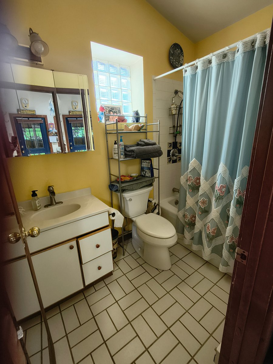 Furnished Finder property 421280_1 photo 18