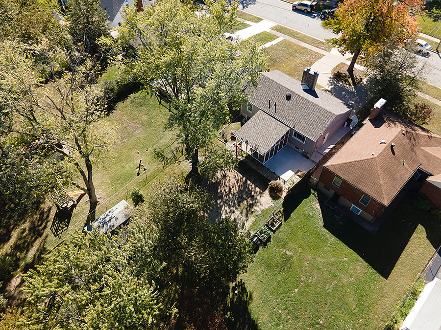 overhead shot of 868 Diversey Drive