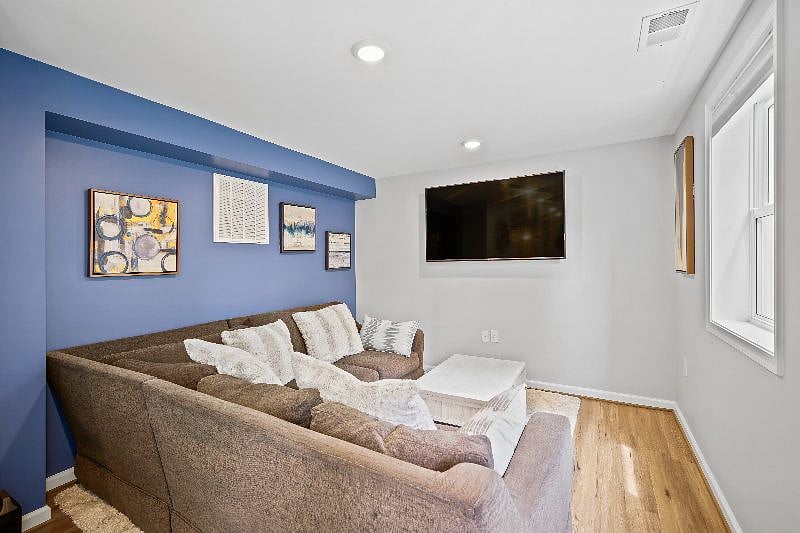 Furnished Finder property 421335_1 photo 12