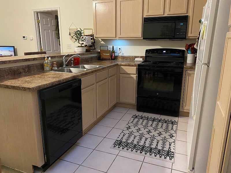 Furnished Finder property 421379_1 photo 3