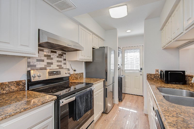 Furnished Finder property 421384_1 photo 8