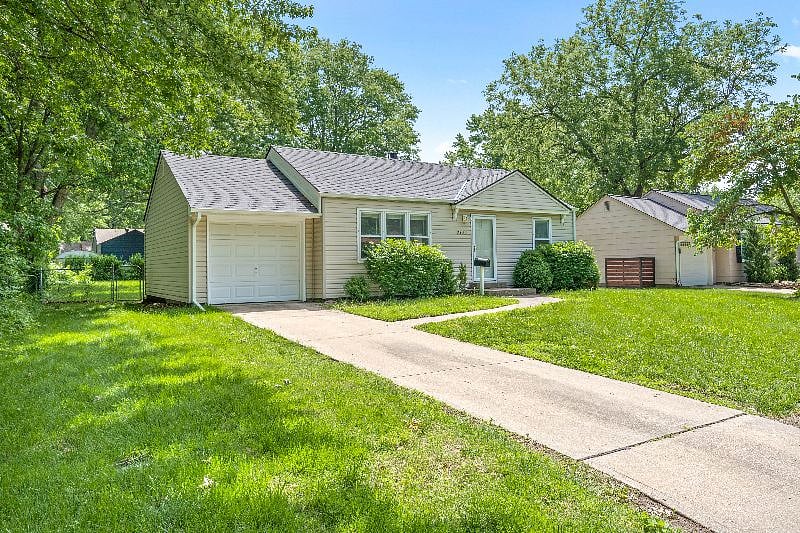 Furnished Finder property 421416_1 photo 8