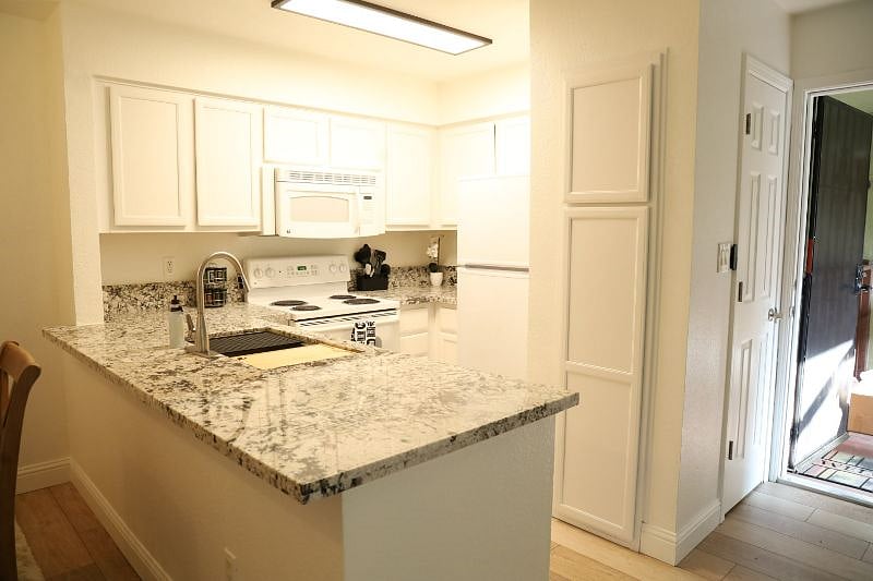 Furnished Finder property 421427_1 photo 7