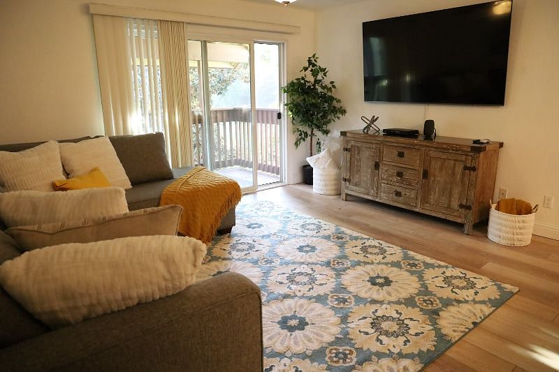 Furnished Finder property 421427_1 photo 1