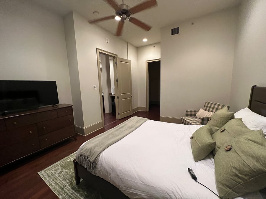 Furnished Finder property 421434_4 photo 3