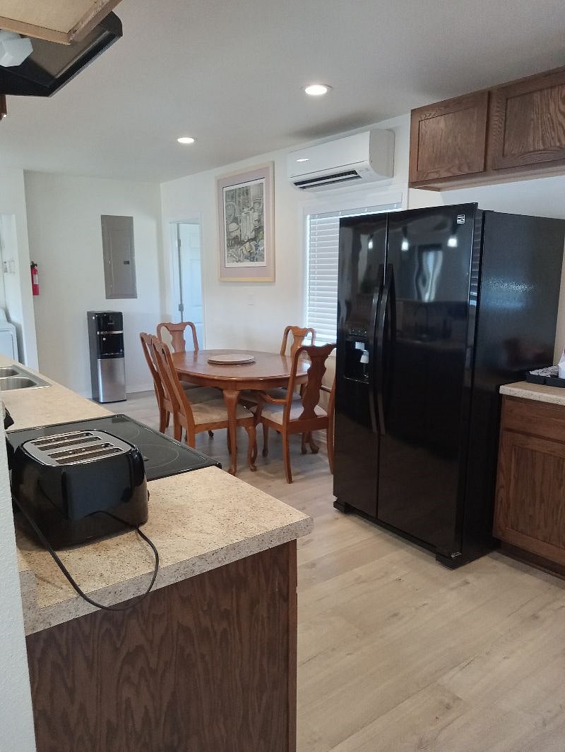 Furnished Finder property 421438_1 photo 4