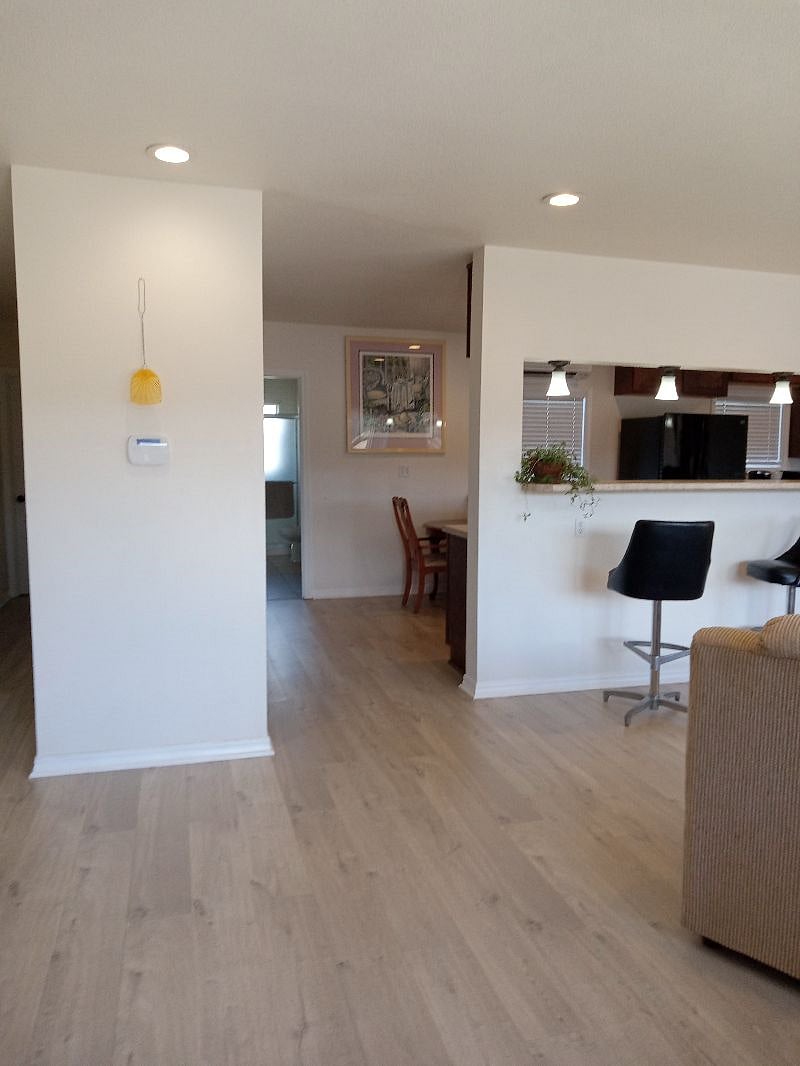 Furnished Finder property 421438_1 photo 3