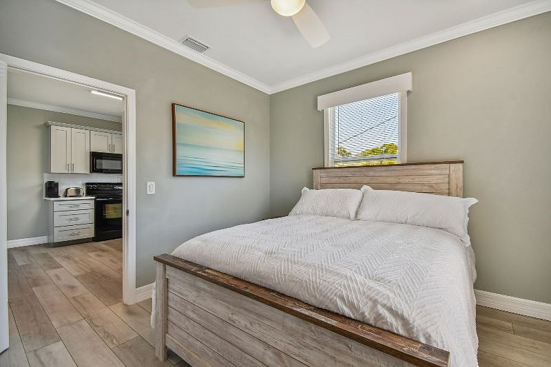 Queen Bed 1