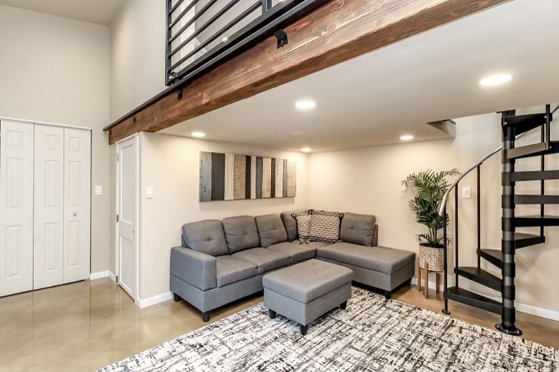 Furnished Finder property 421468_1 photo 11