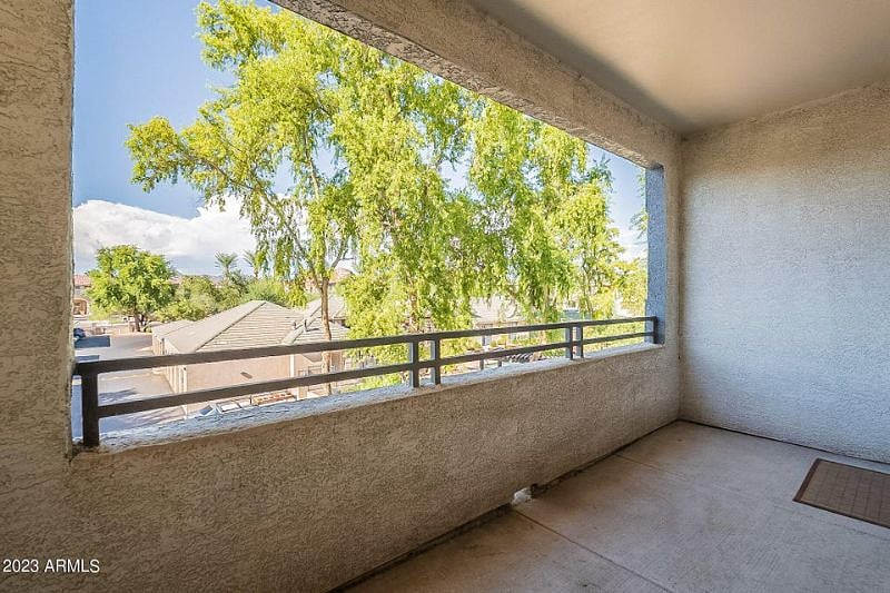 Enjoy your morning coffee while enjoying the views of Camelback mountain. A new patio sofa is added, after photo was taken.