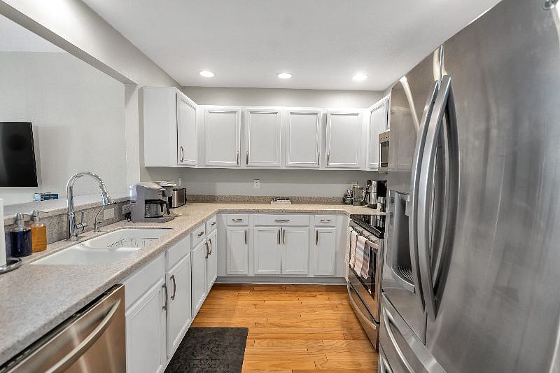 Furnished Finder property 421540_1 photo 6