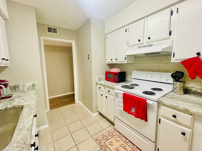 Furnished Finder property 421578_1 photo 9