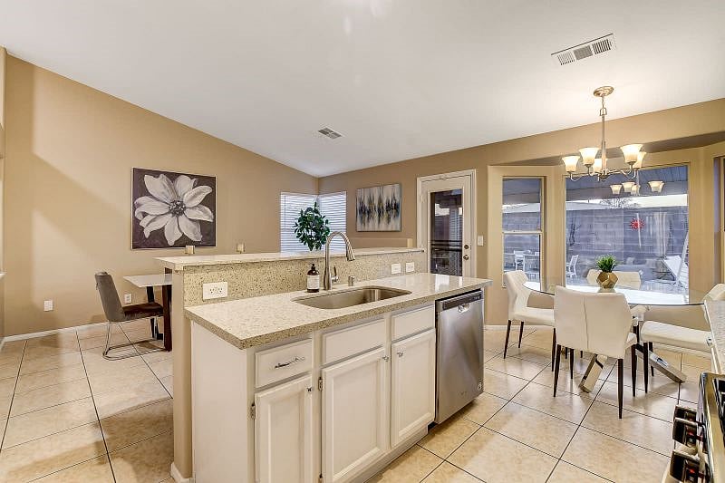 Furnished Finder property 421633_1 photo 6