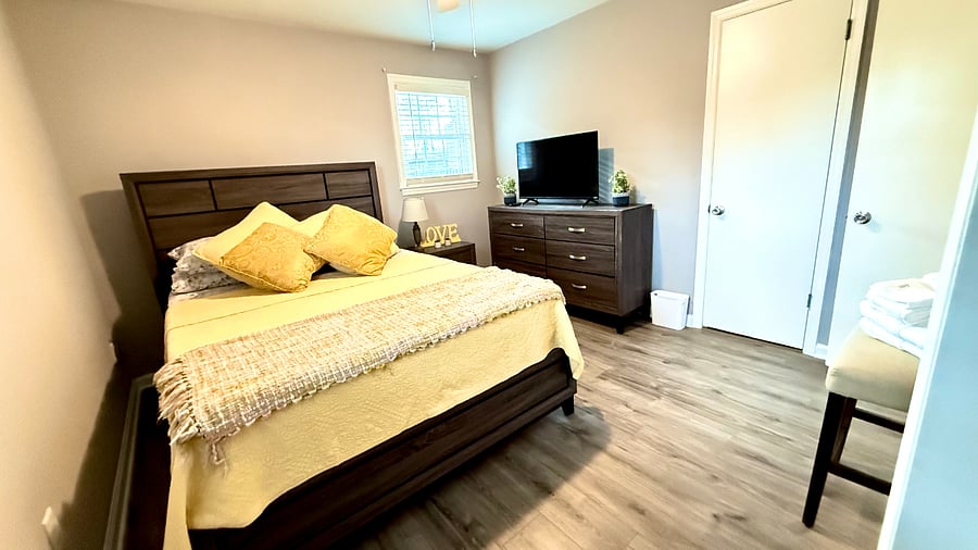 Furnished Finder property 421653_1 photo 10