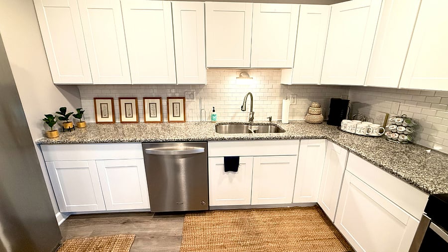 Furnished Finder property 421653_1 photo 3