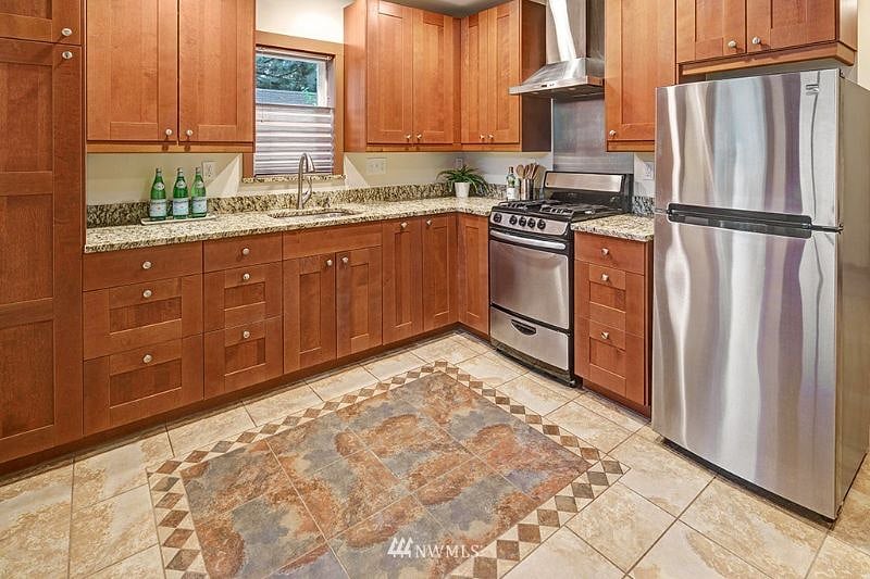 Furnished Finder property 421688_1 photo 1