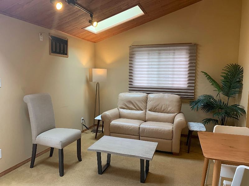 Furnished Finder property 421688_2 photo 5