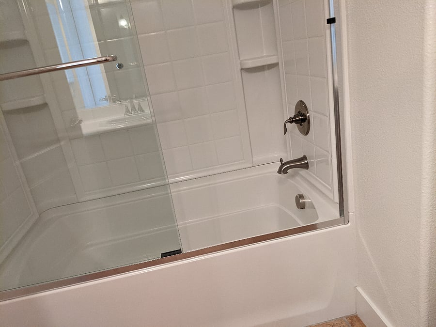 Middle Level Bath #2