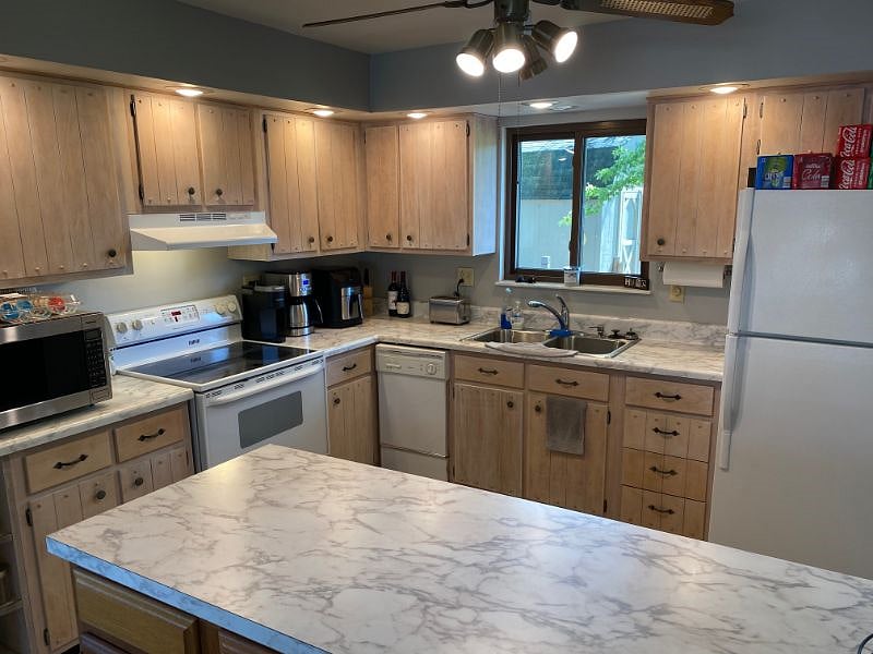 Furnished Finder property 421839_1 photo 7