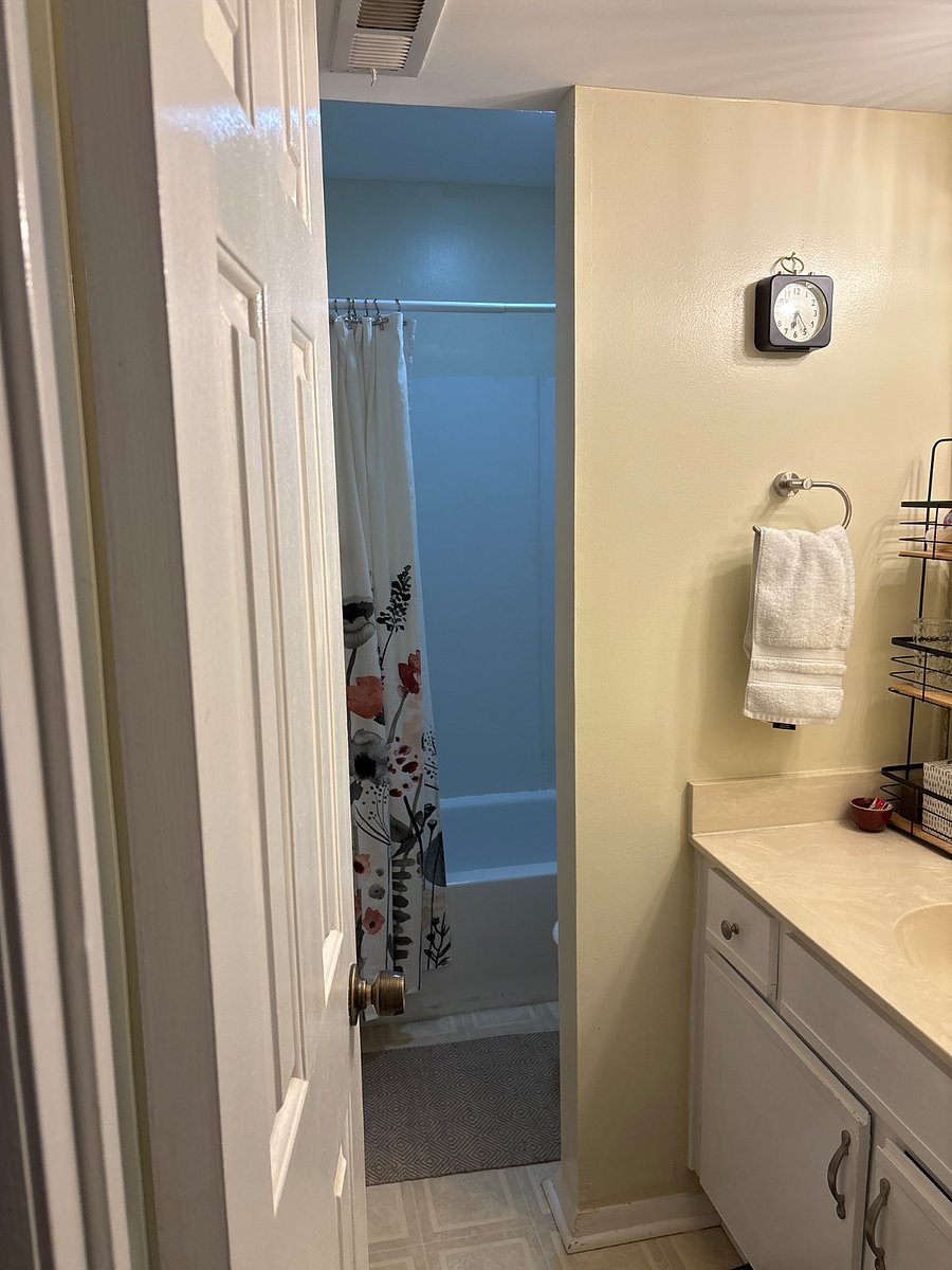 Furnished Finder property 421908_1 photo 9