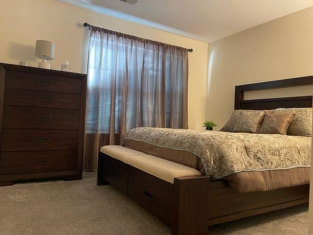Guest bedroom