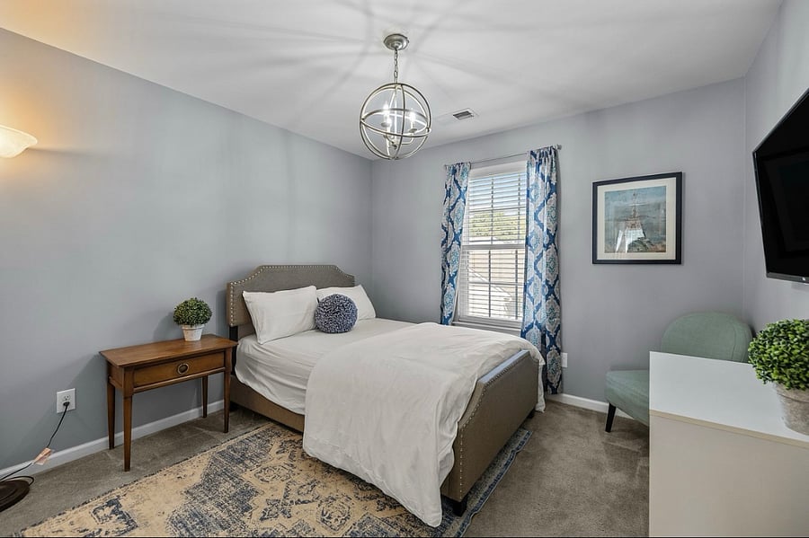 Furnished Finder property 421929_1 photo 17