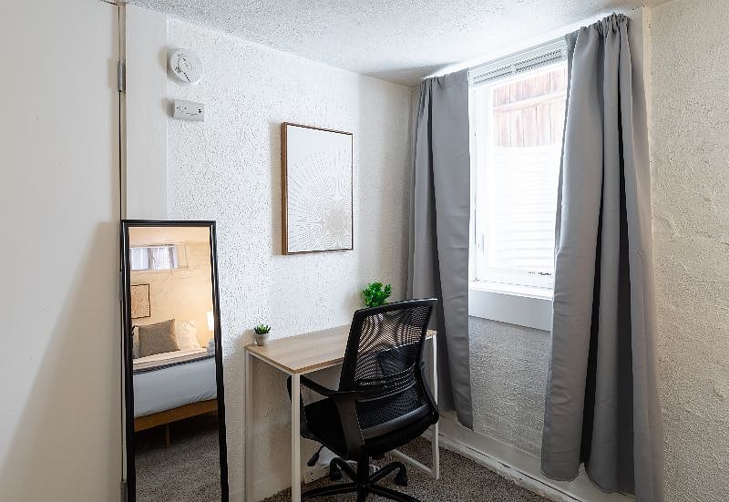 Furnished Finder property 422017_3 photo 4