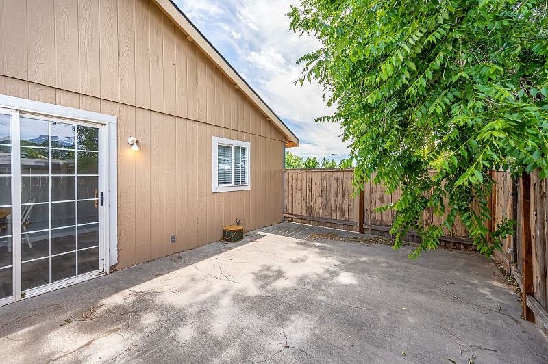 Furnished Finder property 422027_1 photo 21