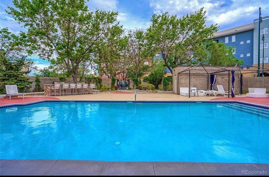 Furnished Finder property 422072_1 photo 25