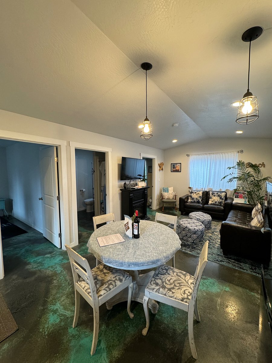 Furnished Finder property 422083_1 photo 7