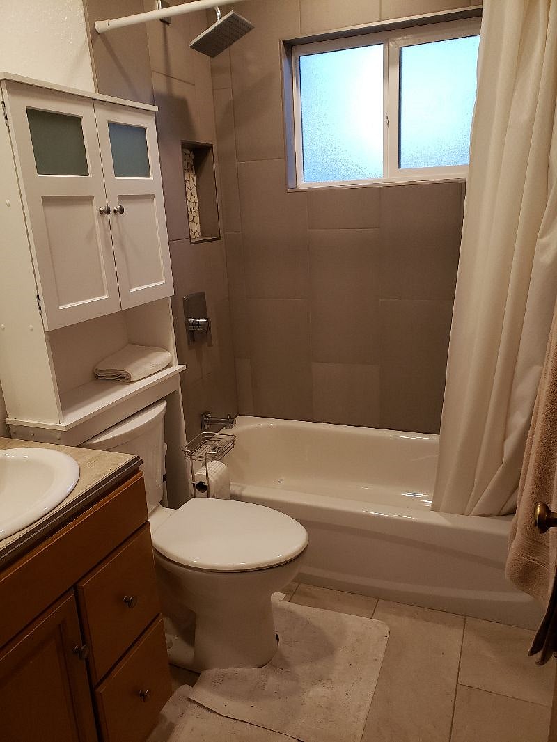 Furnished Finder property 422086_1 photo 11