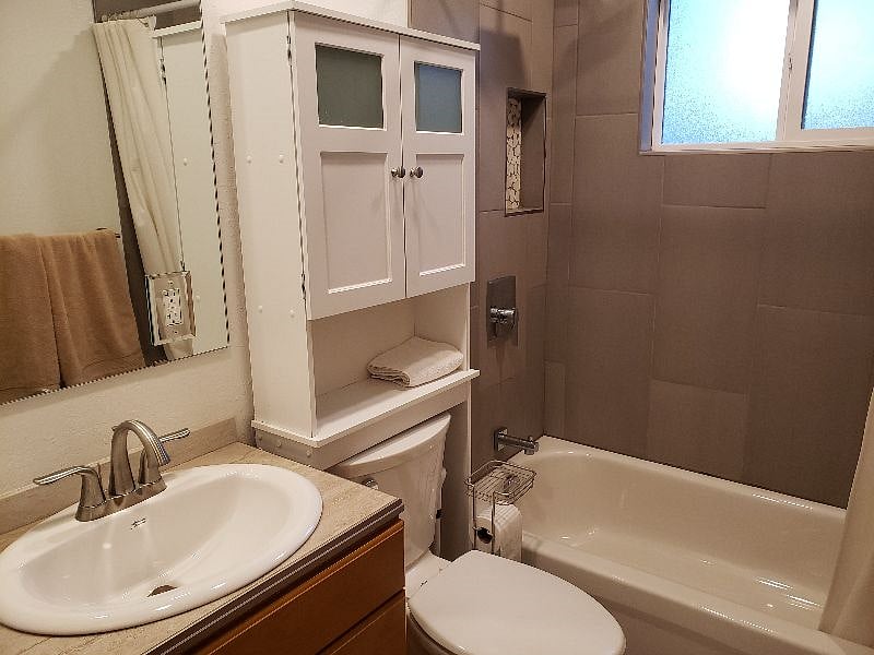 Furnished Finder property 422086_1 photo 13