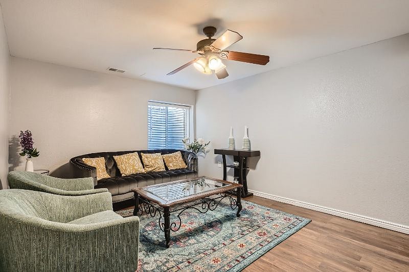 Furnished Finder property 422102_1 photo 19