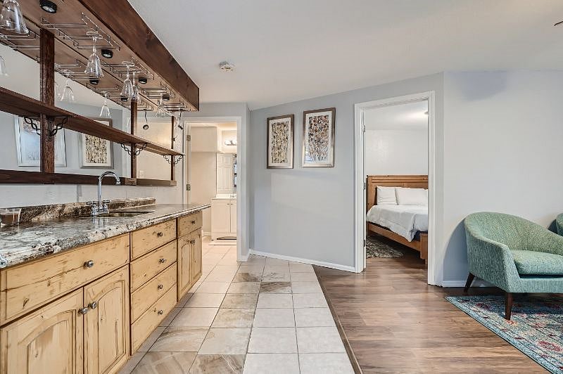 Furnished Finder property 422102_1 photo 21