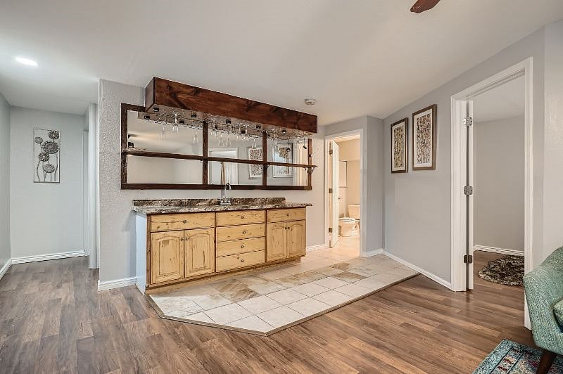 Furnished Finder property 422102_1 photo 22
