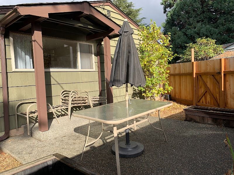 Furnished Finder property 422118_1 photo 18