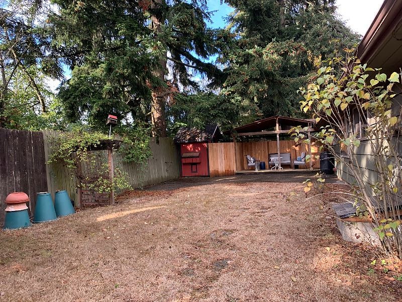 Furnished Finder property 422118_1 photo 15