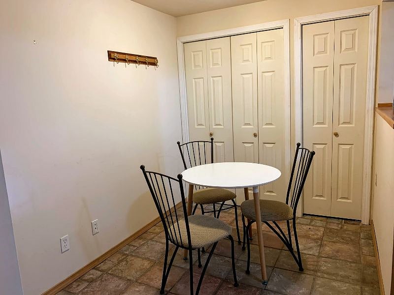 Furnished Finder property 422118_1 photo 8