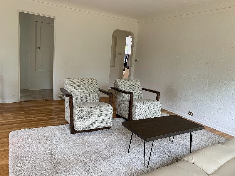 Furnished Finder property 422126_1 photo 4