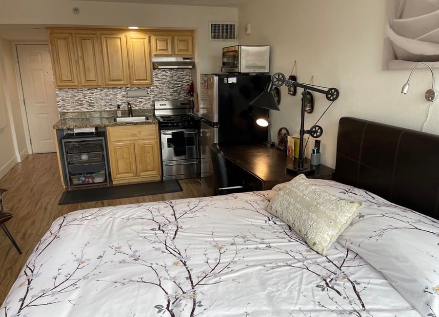Furnished Finder property 422150_1 photo 3
