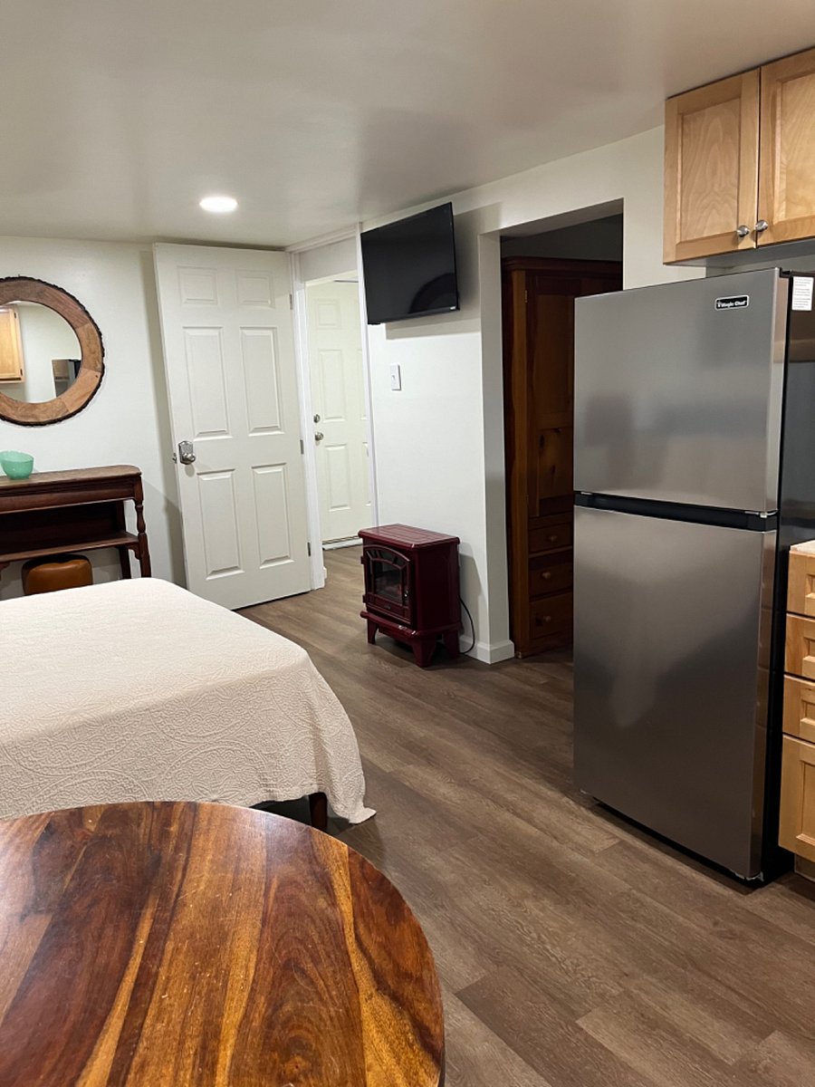 Furnished Finder property 422168_2 photo 7