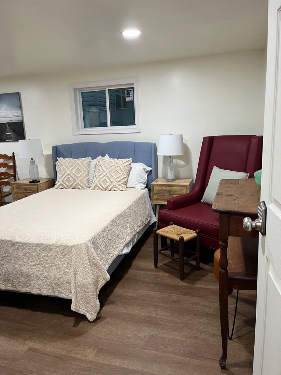 Furnished Finder property 422168_2 photo 11