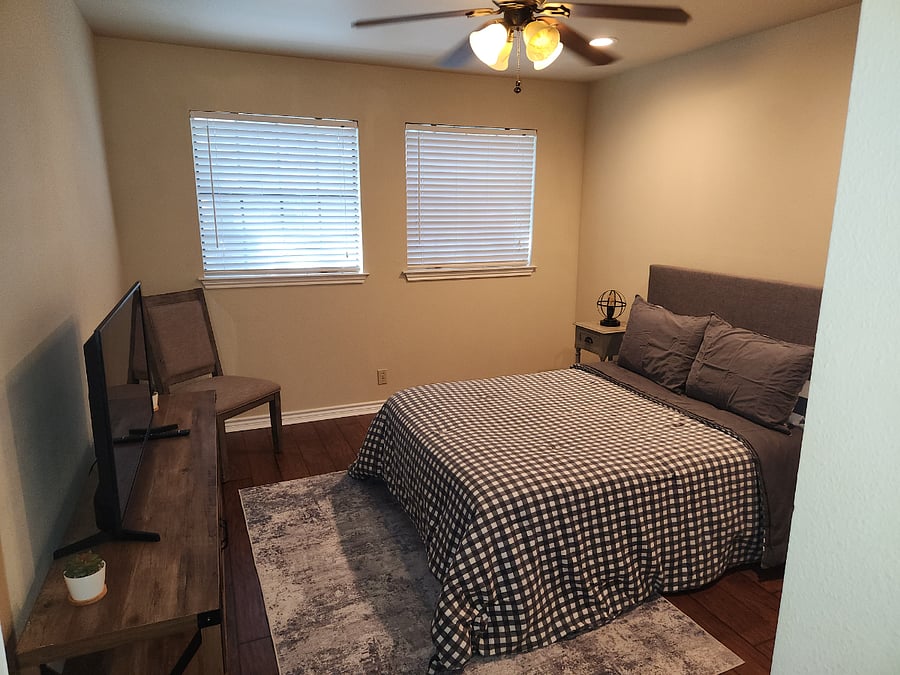 Furnished Finder property 422193_2 photo 16