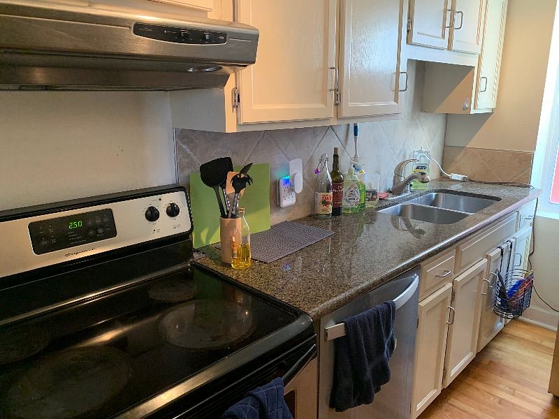 Furnished Finder property 422200_1 photo 12