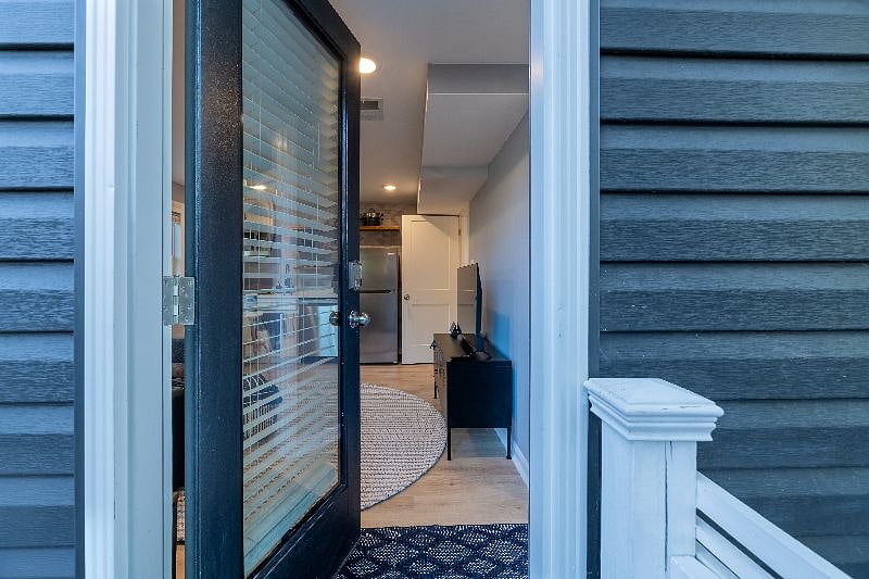 Furnished Finder property 422222_1 photo 16