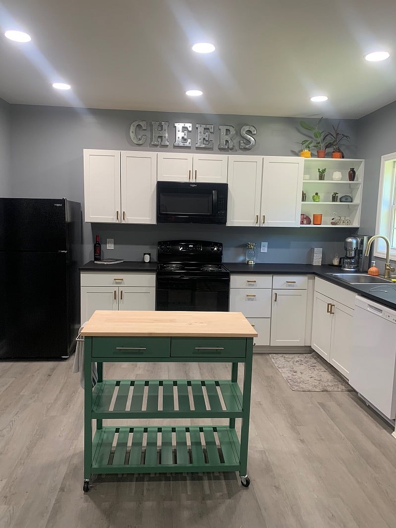 Furnished Finder property 422230_1 photo 9
