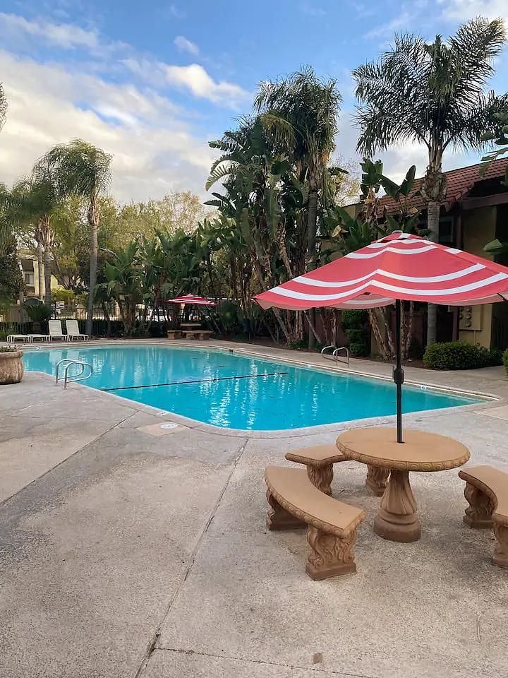 Furnished Finder property 422261_1 photo 18