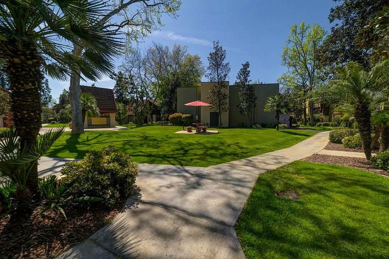 Furnished Finder property 422261_1 photo 23