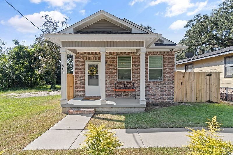 Furnished Finder property 422303_1 photo 3